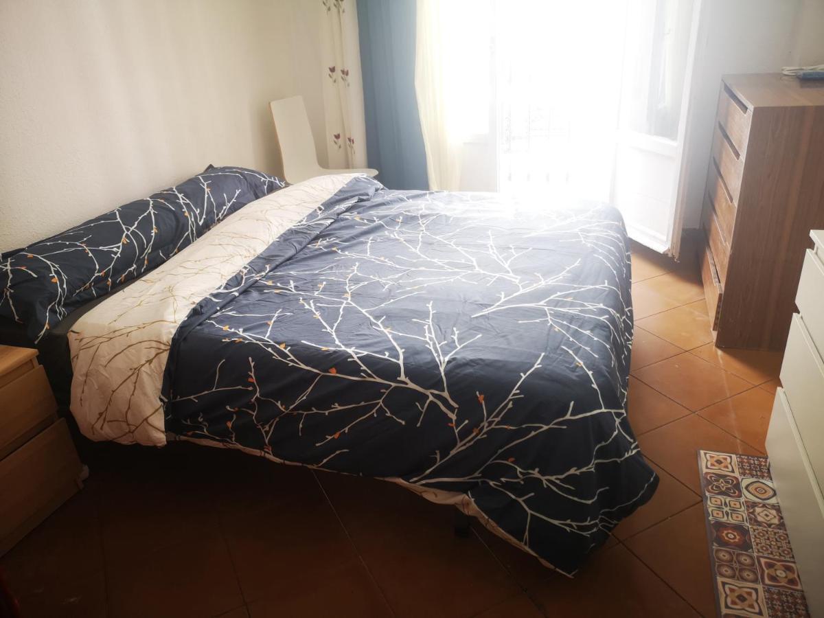 Centrica Habitacion Bed and Breakfast Madrid Eksteriør billede